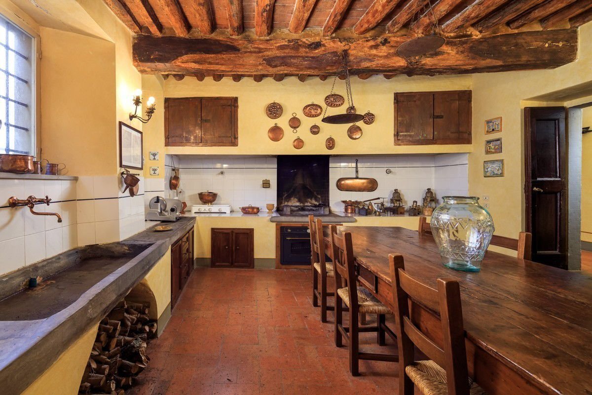 Villa in Tuscany, Italy 1 - 15881198