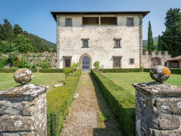 Villa in Tuscany, Italy 1 - 15881288