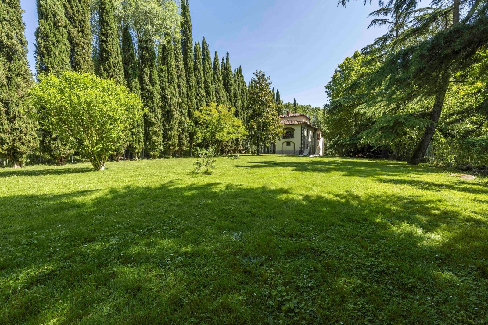 Villa Con Piscina E Ampio Giardino Villa in Tuscany, Italy 1 - 15881754