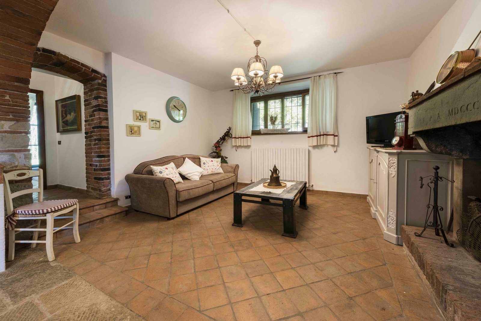 Villa Con Piscina E Ampio Giardino Villa in Tuscany, Italy 1 - 15881754