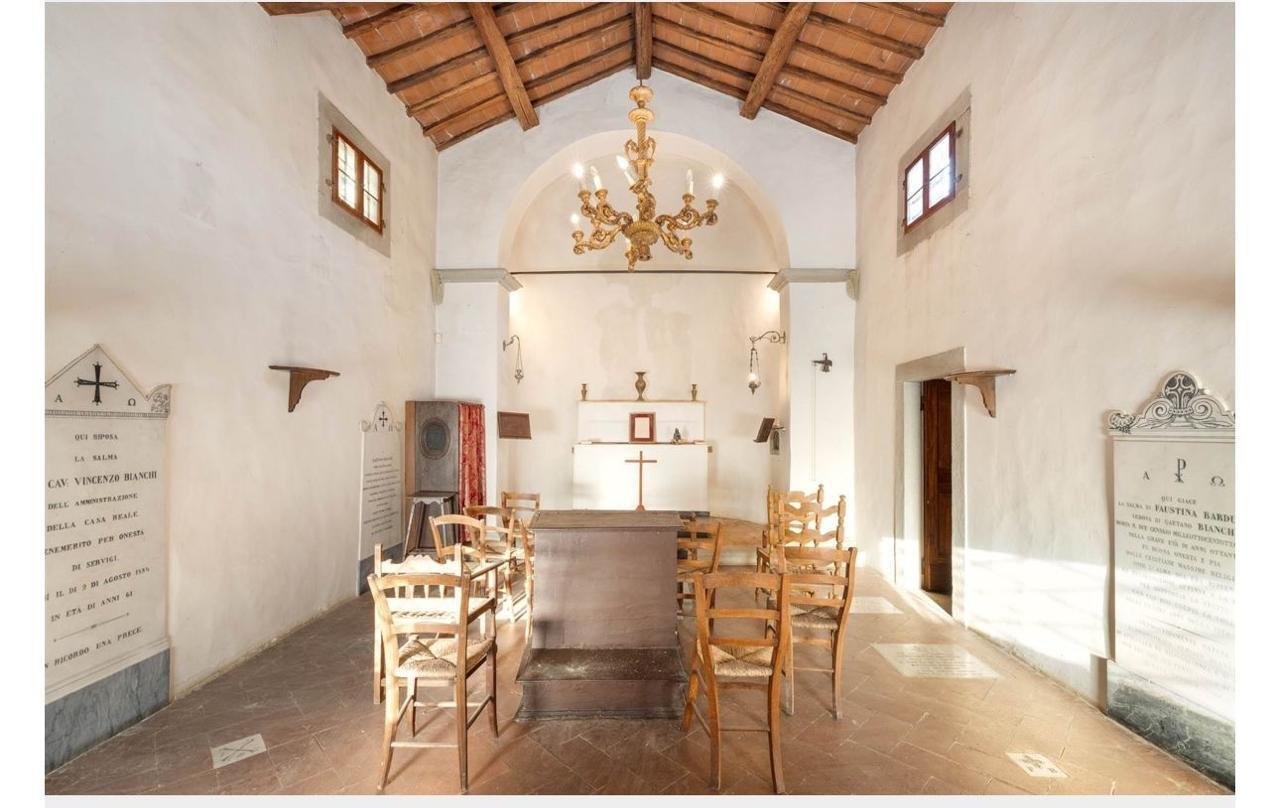 Villa Con Giardino E Piscina Villa in Tuscany, Italy 1 - 15881758