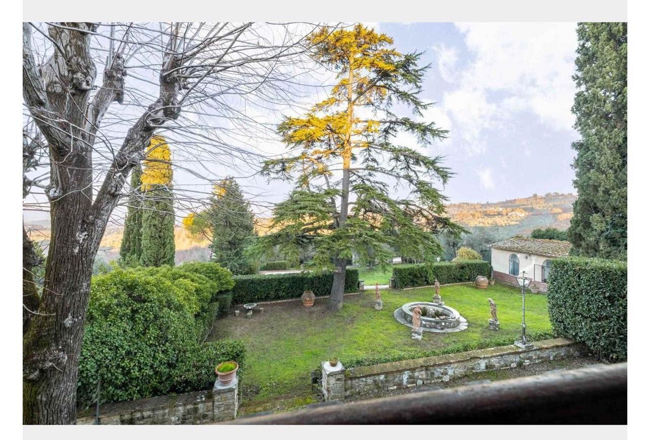 Villa Con Giardino E Piscina Villa in Tuscany, Italy 1 - 15881758