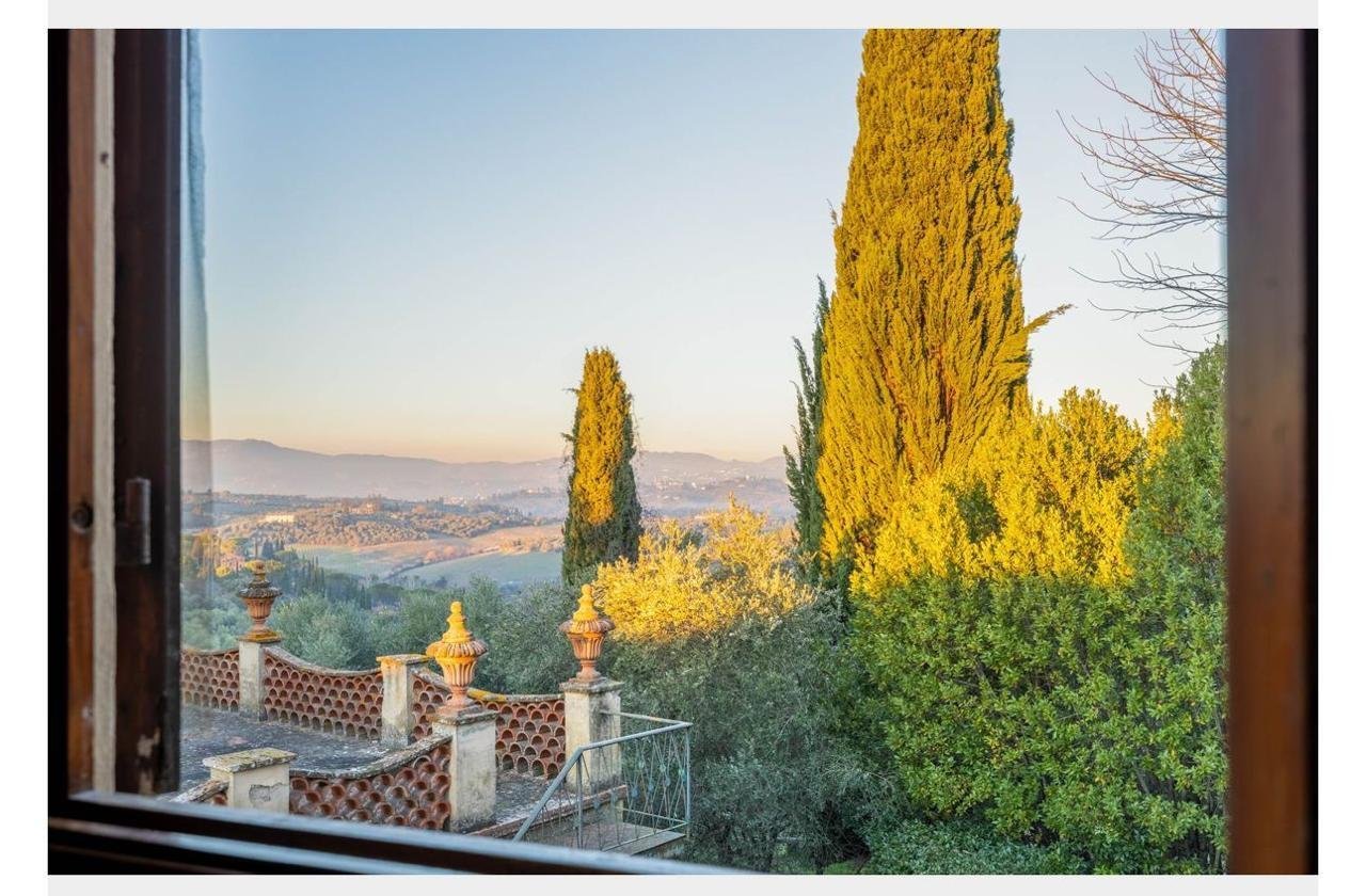 Villa Con Giardino E Piscina Villa in Tuscany, Italy 1 - 15881758