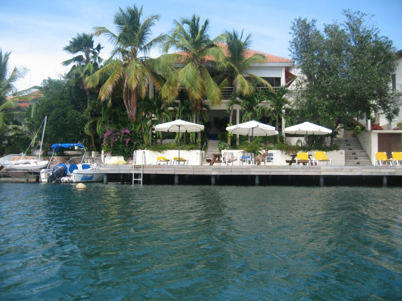 Jan Sofat Curacao Waterfront Villa For Sale With Jetty And Boat Lift Villa in Willemstad, Curaçao, Curaçao 1 - 14380416