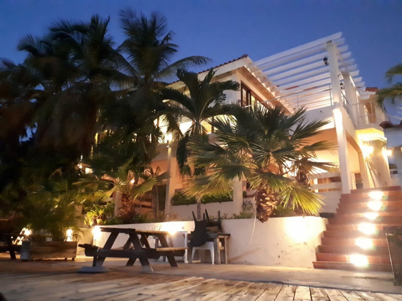 Jan Sofat Curacao Waterfront Villa For Sale With Jetty And Boat Lift Villa in Willemstad, Curaçao, Curaçao 1 - 14380416