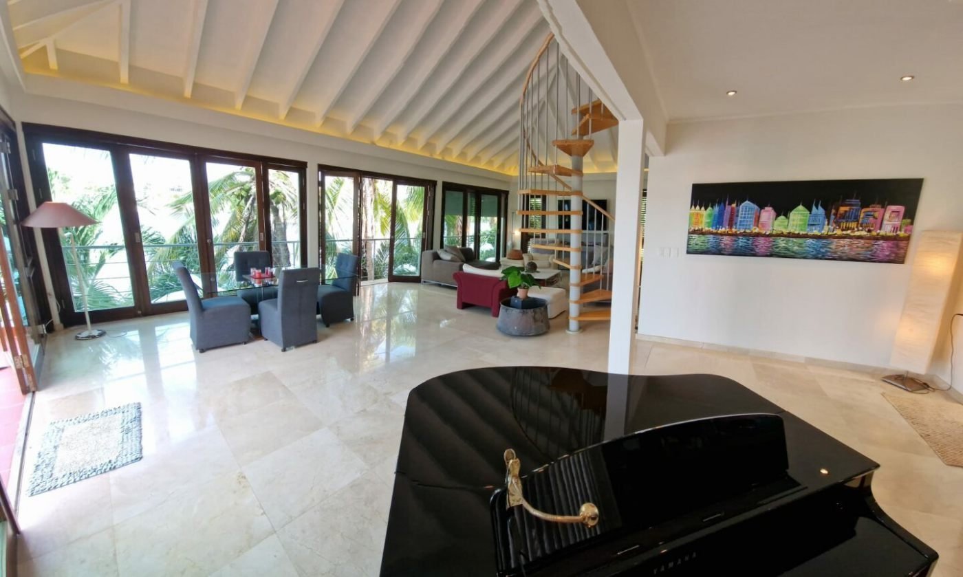 Jan Sofat Curacao Waterfront Villa For Sale With Jetty And Boat Lift Villa in Willemstad, Curaçao, Curaçao 1 - 14380416