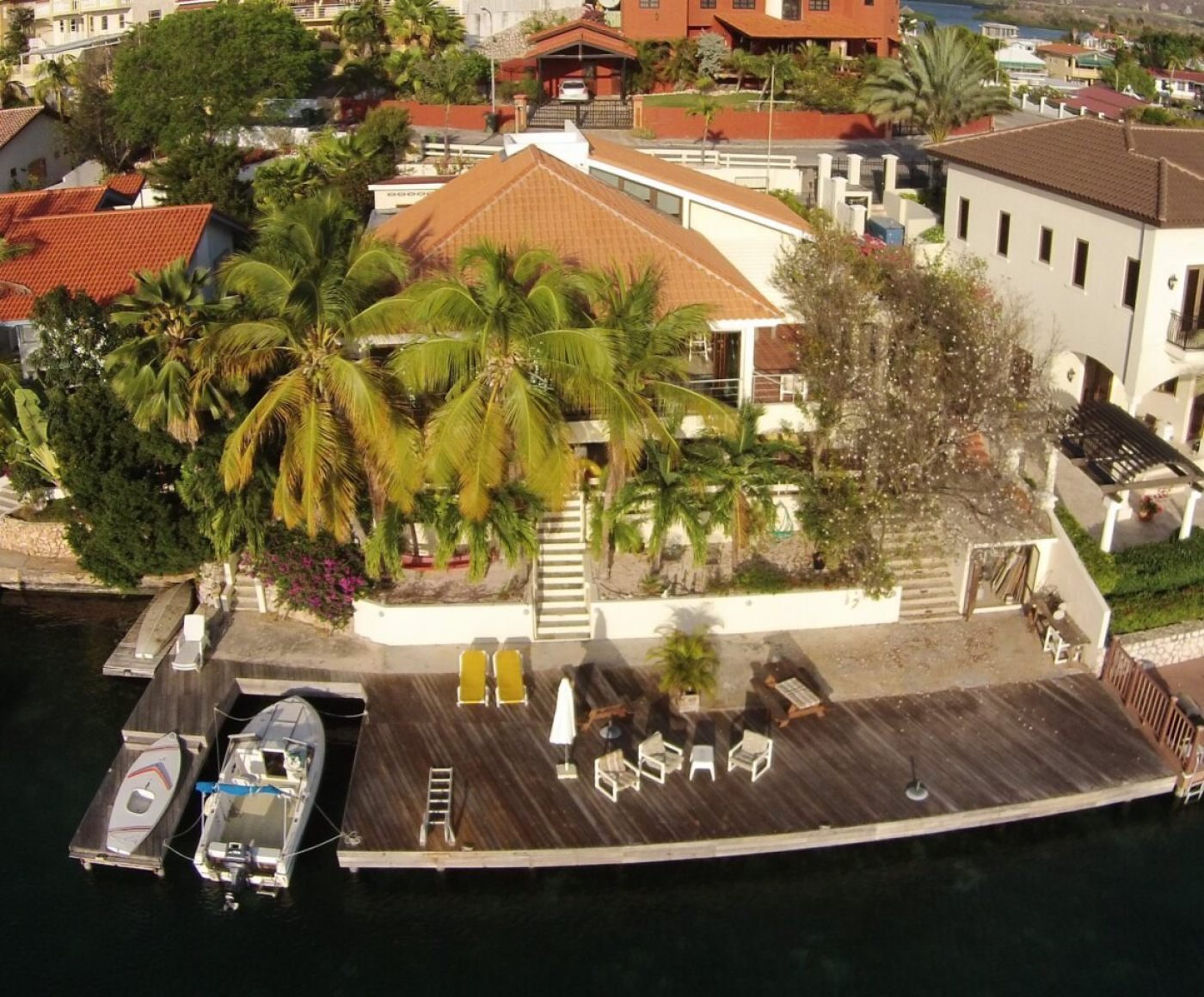 Jan Sofat Curacao Waterfront Villa For Sale With Jetty And Boat Lift Villa in Willemstad, Curaçao, Curaçao 1 - 14380416