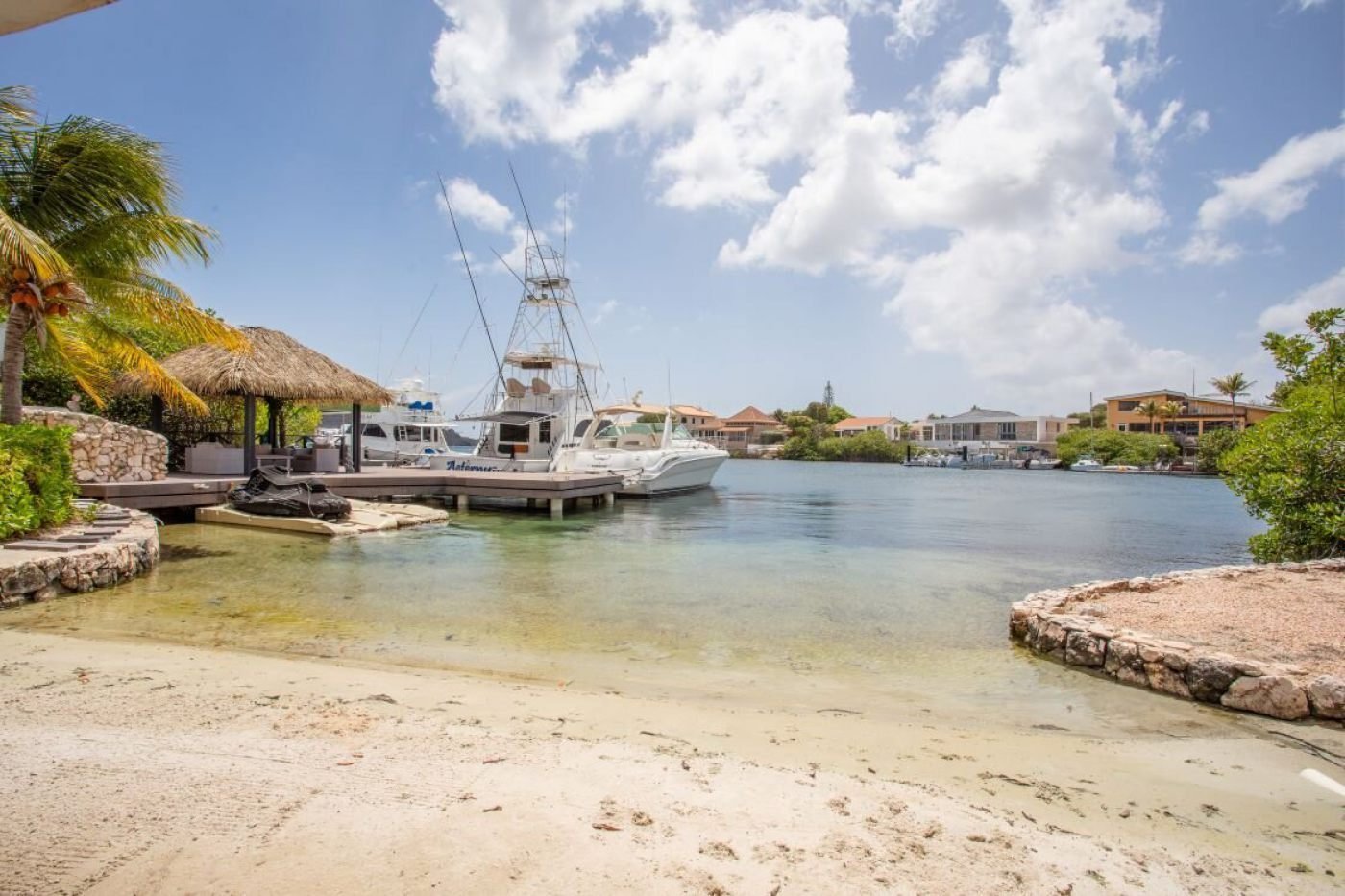 Jan Sofat Villa For Sale With Private Beach And Jetty Villa in Willemstad, Curaçao, Curaçao 1 - 14669389