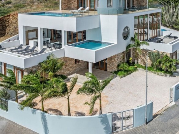Villa in Willemstad, Curaçao, Curaçao 1 - 15468270