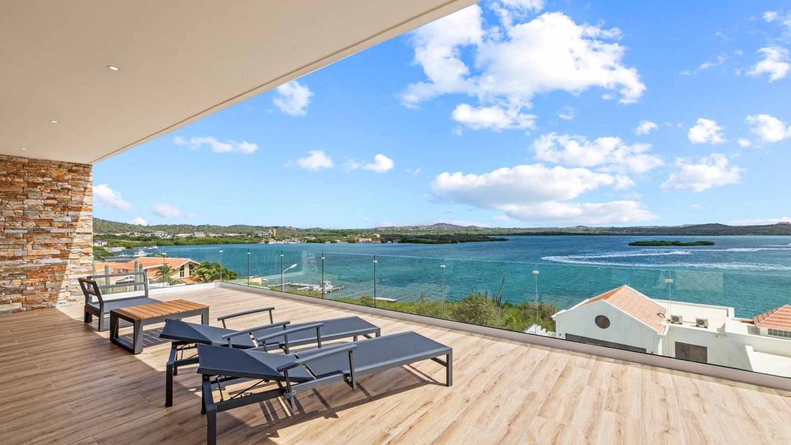 Spectacular Newly Built Villa With Panoramic Views, Four Swimming Pools, And Two Apartments Villa in Willemstad, Curaçao, Curaçao 1 - 15468270