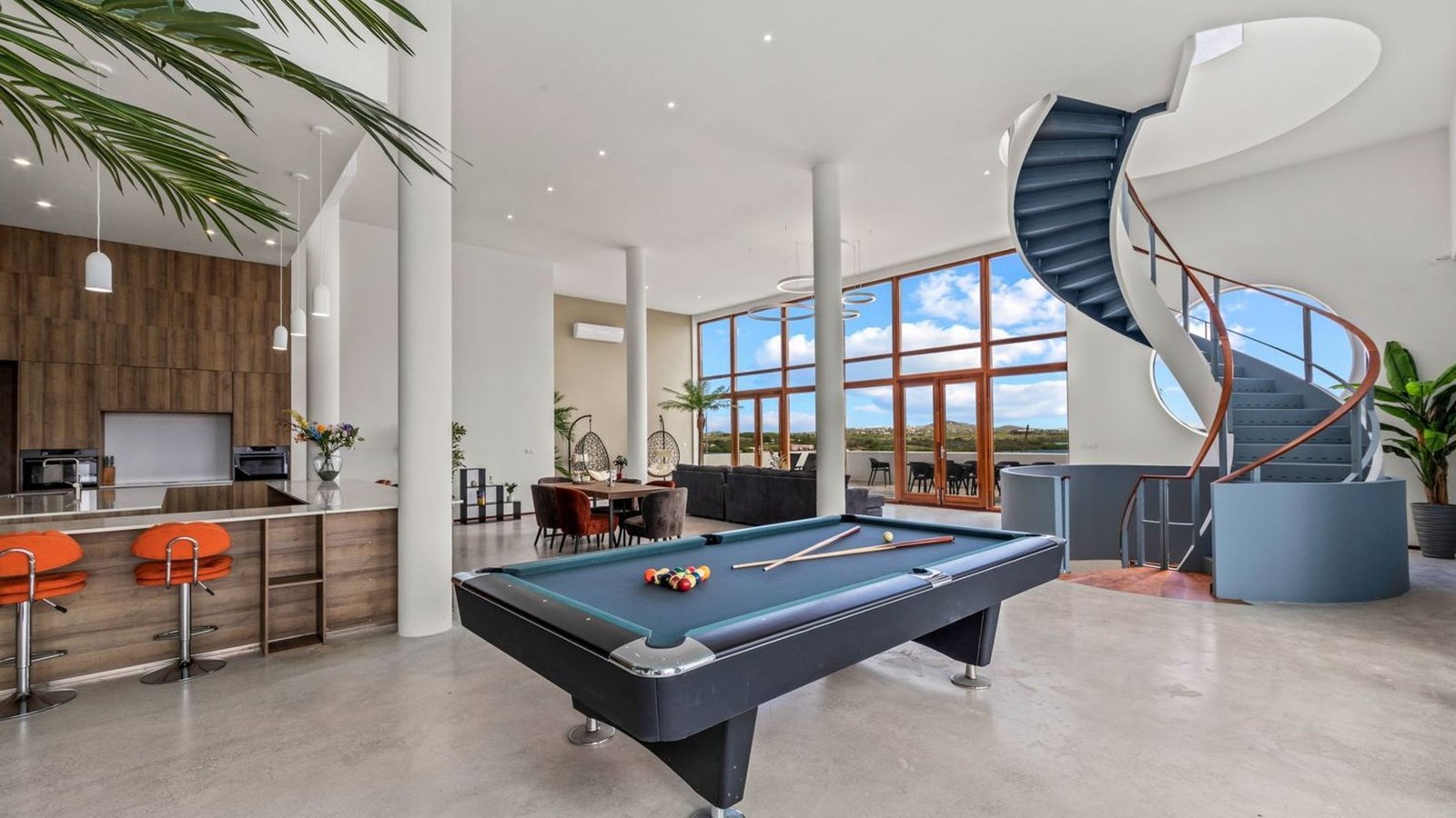 Spectacular Newly Built Villa With Panoramic Views, Four Swimming Pools, And Two Apartments Villa in Willemstad, Curaçao, Curaçao 1 - 15468270