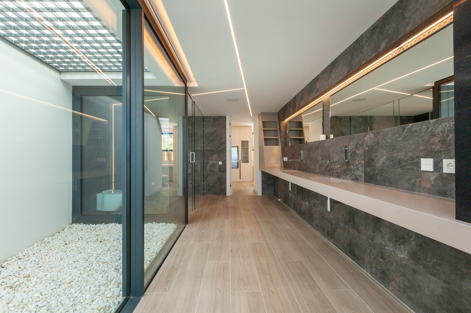 Life At The Top: Astonishing Brand New Designer Villa In Barcelona Villa in les Corts, Barcelona, Spain 1 - 14674027
