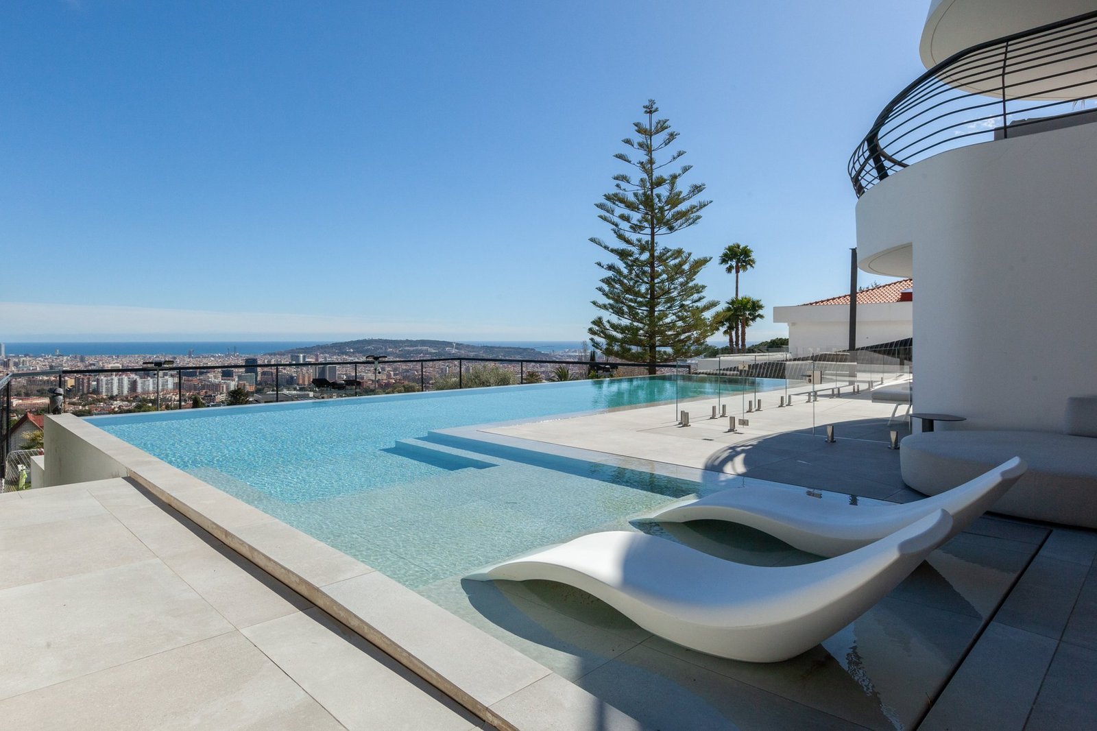 Life At The Top: Astonishing Brand New Designer Villa In Barcelona Villa in les Corts, Barcelona, Spain 1 - 14674027