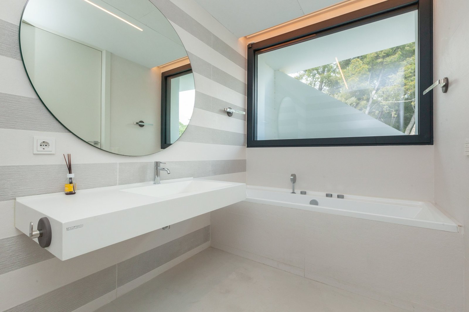 Life At The Top: Astonishing Brand New Designer Villa In Barcelona Villa in les Corts, Barcelona, Spain 1 - 14674027