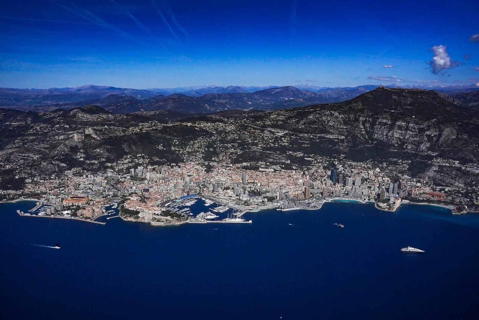 Monaco Real Estate Network by UHNW Assets How Luxury Real Estate Agents Reach UHNW Buyers