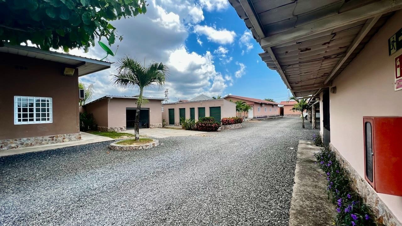 Best Business Deal $1 M Reduction Apartment in Anton, Coclé Province, Panama 1 - 12660218