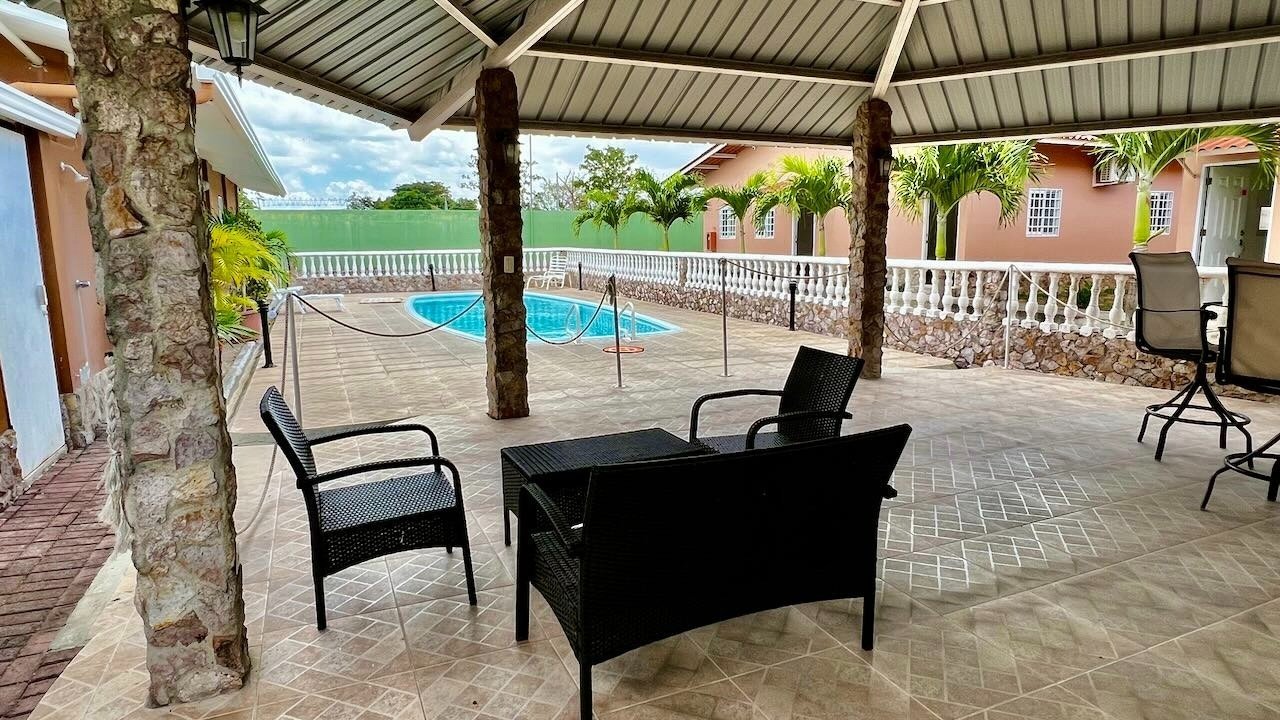 Best Business Deal $1 M Reduction Apartment in Anton, Coclé Province, Panama 1 - 12660218