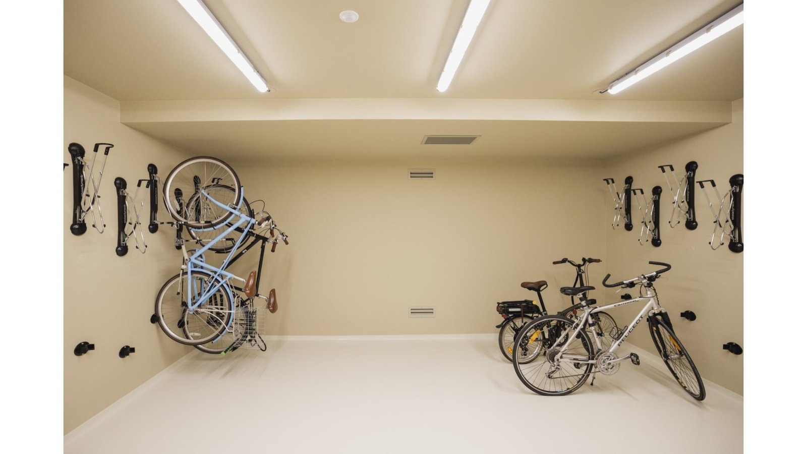 T3 Penthouse Duplex Apartment With Terrace, Pool And Sea View Apartment in Estoril, Cascais e Estoril, Lisbon 1 - 16033869