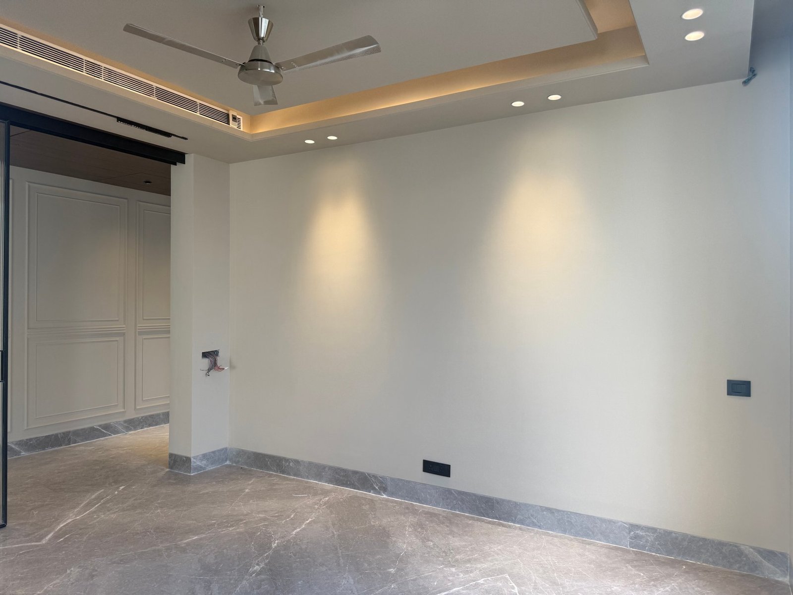 Luxurious Builder Floor For Sale – Greater Kailash 1, New Delhi Apartment in New Delhi, Delhi, India 1 - 15780543