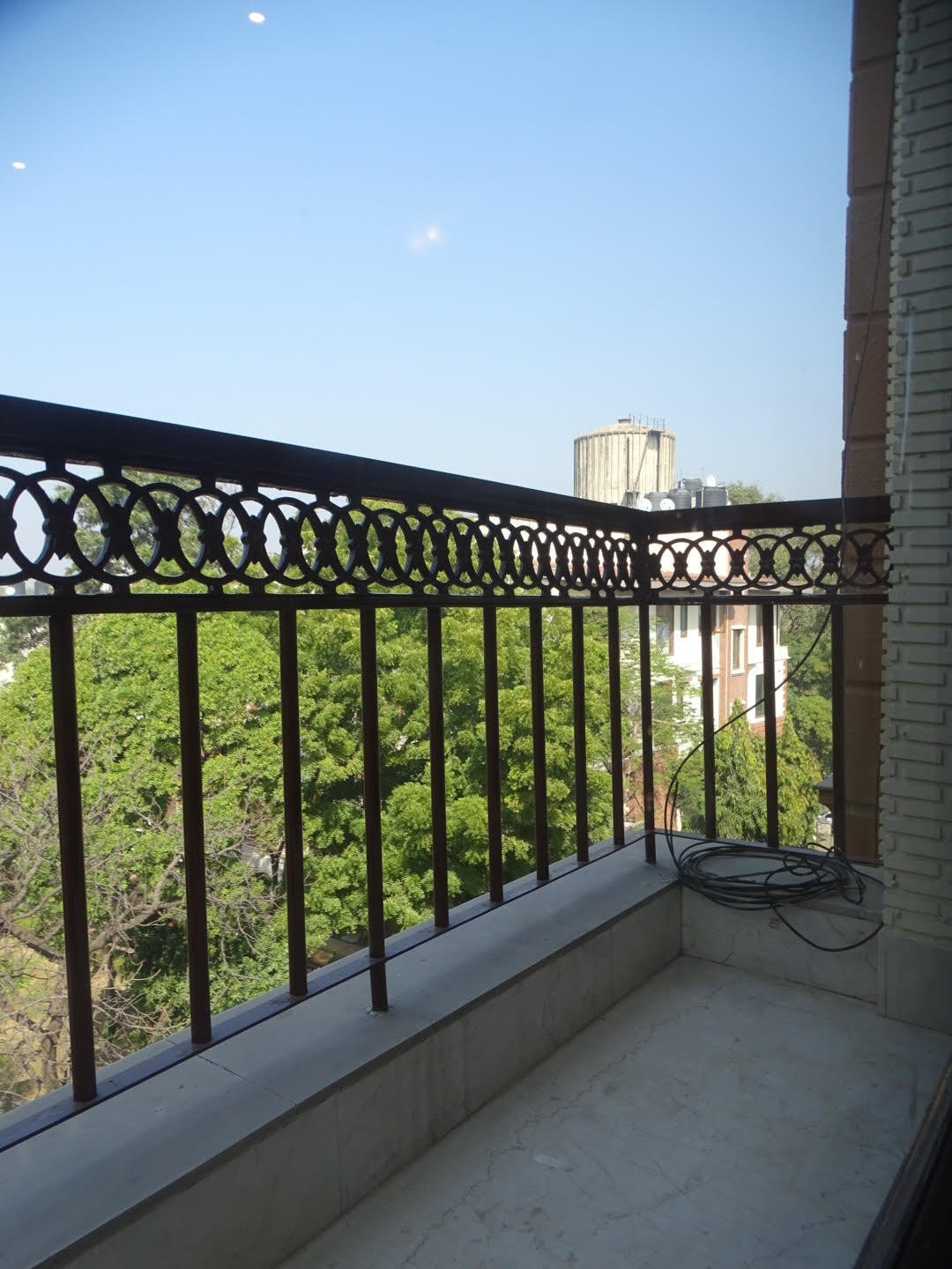 Luxury Garden Facing Third Floor With Terrace For Sale In Anand Niketan, New Delhi Apartment in New Delhi, Delhi, India 1 - 15801624