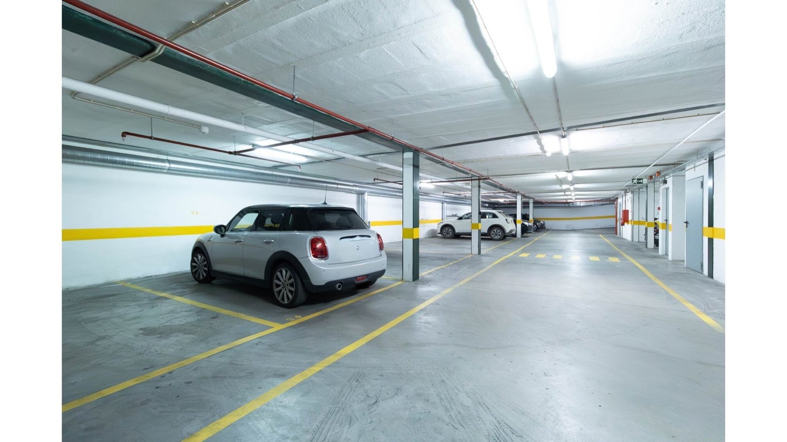 4 Bedroom Duplex Penthouse With Expansive Living Areas, Panoramic Terrace, River & Basilica Views, A Apartment in Povoa de Sao Miguel, Beja District, Portugal 1 - 16116690