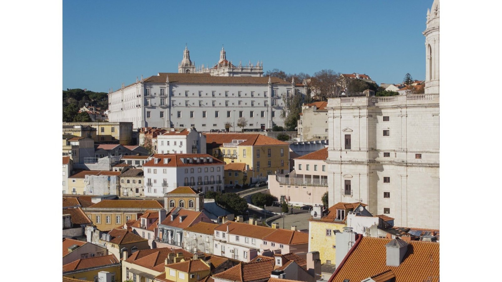 T7 Duplex Apartment With Terrace In Alfama Lisbon Apartment in Sao Vicente, Lisbon, Portugal 1 - 15332304