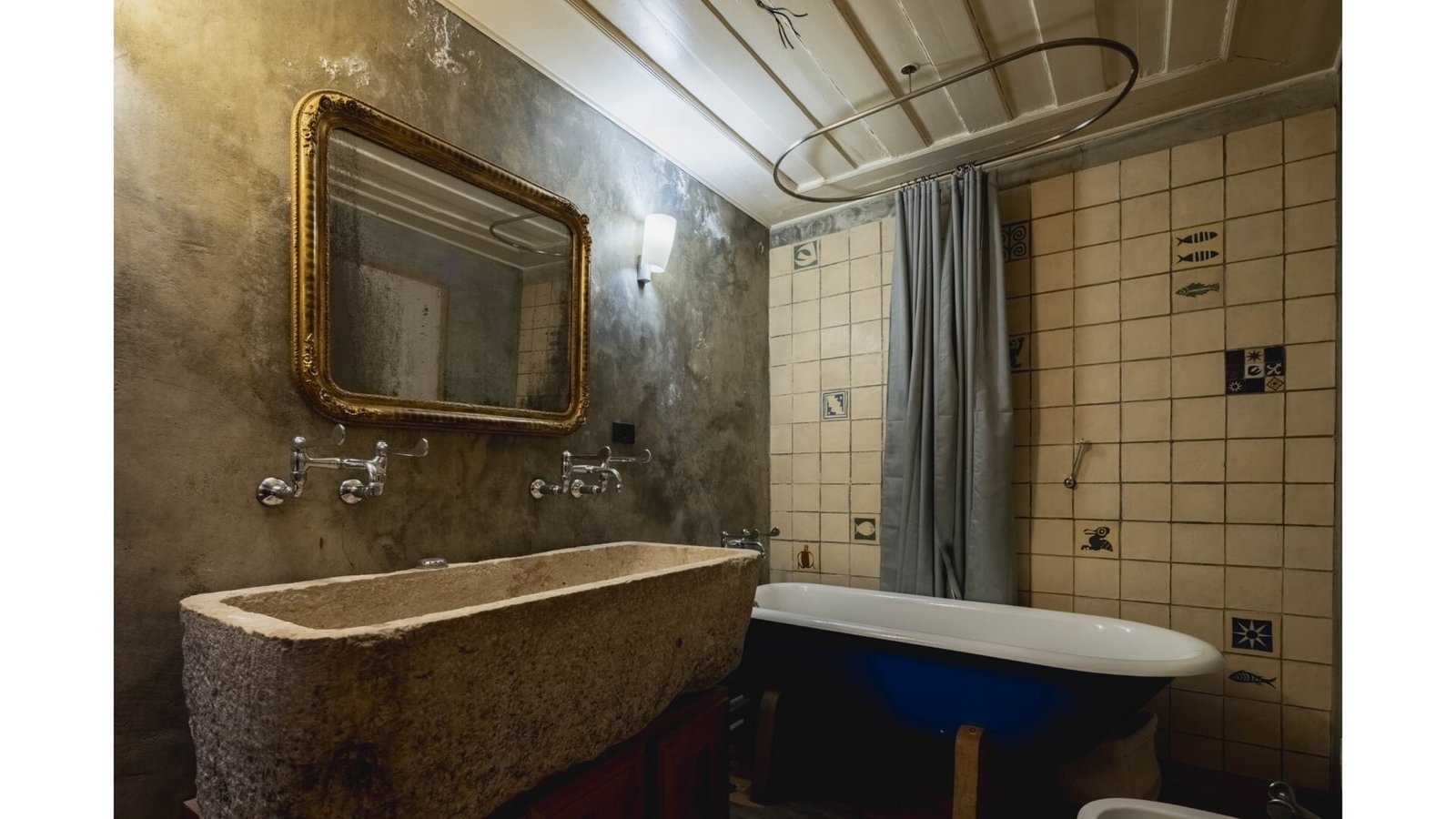 Charming 5 Bedroom Apartment With Garden, Views Of The River And The National Pantheon, In Lisbon Apartment in Sao Vicente, Madeira, Portugal 1 - 15914087