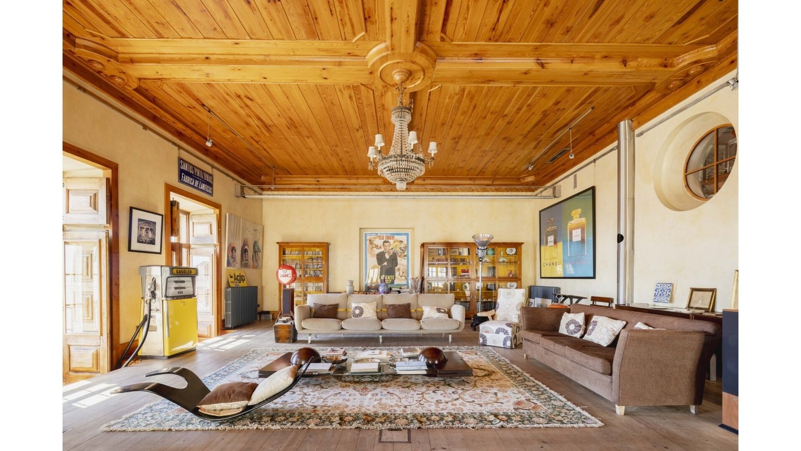 Charming 5 Bedroom Apartment With Garden, Views Of The River And The National Pantheon, In Lisbon Apartment in Sao Vicente, Madeira, Portugal 1 - 15914087