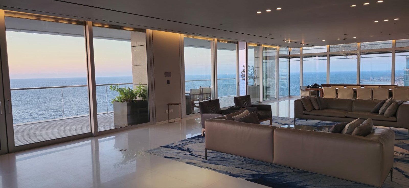 An Extraordinary Seafront Apartment In Tel Aviv Apartment in Tel Aviv-Yafo, Tel Aviv District, Israel 1 - 14759441
