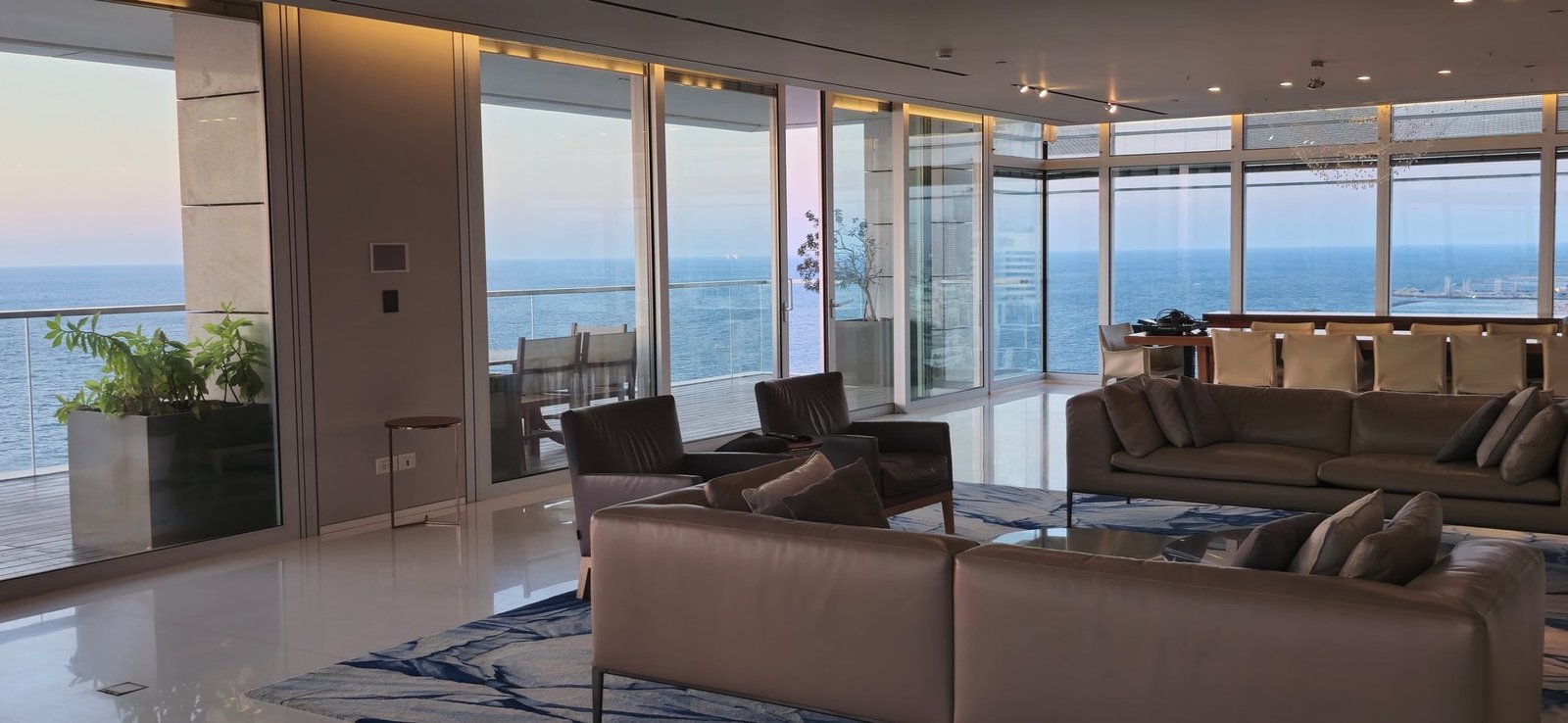 An Extraordinary Seafront Apartment In Tel Aviv Apartment in Tel Aviv-Yafo, Tel Aviv District, Israel 1 - 14759441