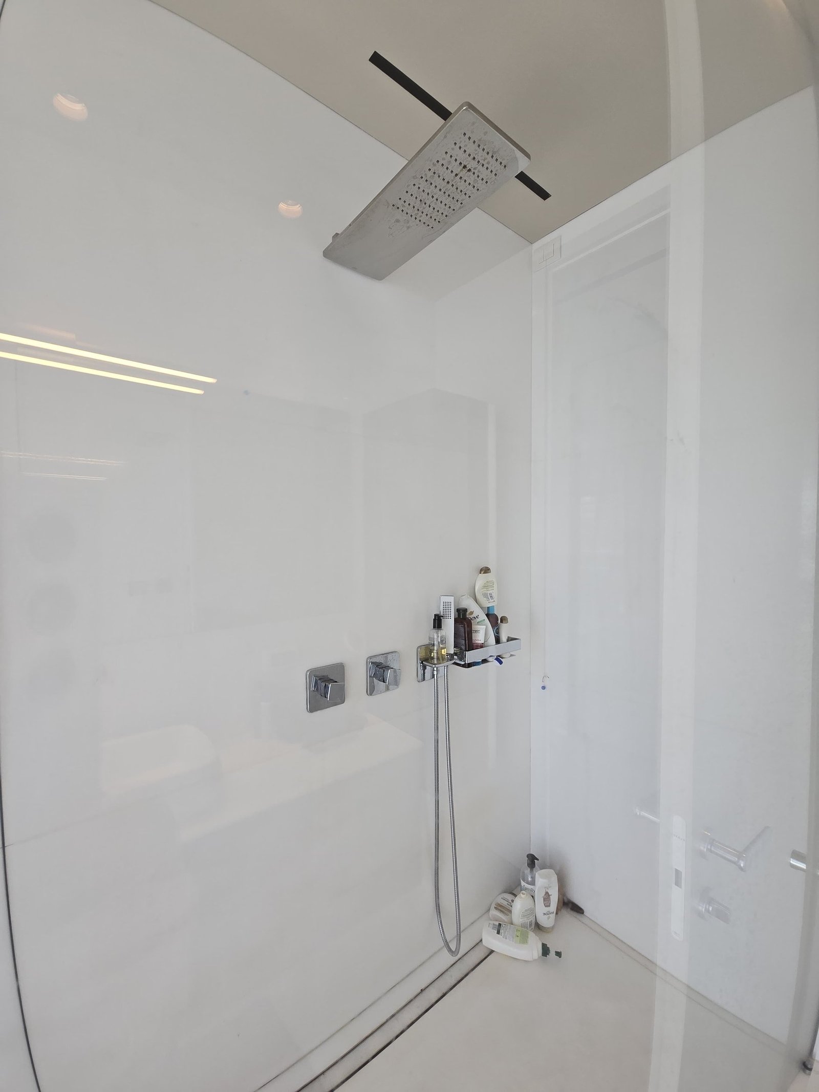 An Extraordinary Seafront Apartment In Tel Aviv Apartment in Tel Aviv-Yafo, Tel Aviv District, Israel 1 - 14759441