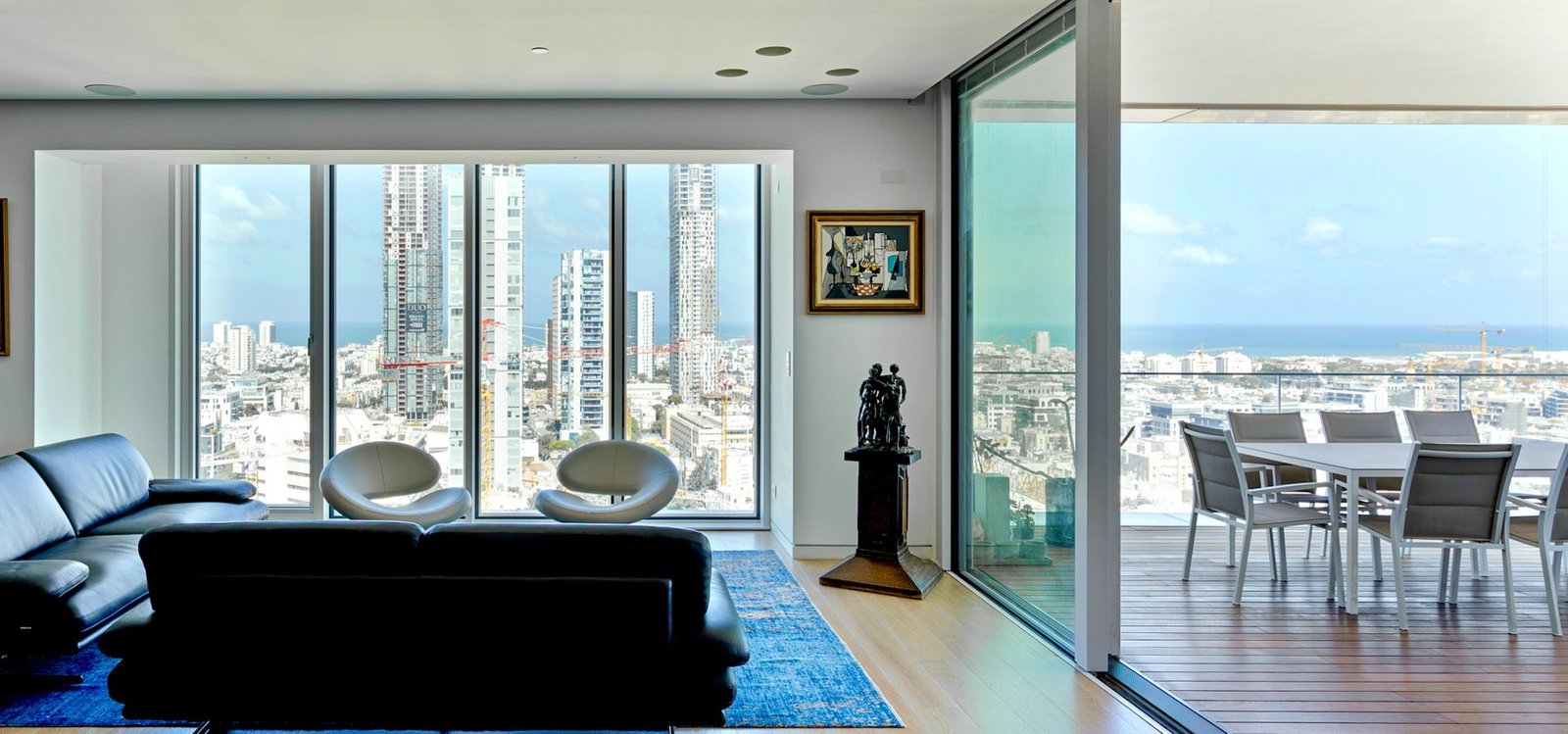 Exquisite High Rise Living In The Iconic Beit Lessin Tower Apartment in Tel Aviv-Yafo, Tel Aviv District, Israel 1 - 15581746