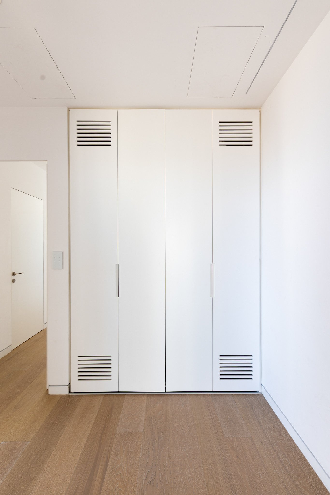 Exquisite High Rise Living In The Iconic Beit Lessin Tower Apartment in Tel Aviv-Yafo, Tel Aviv District, Israel 1 - 15581746