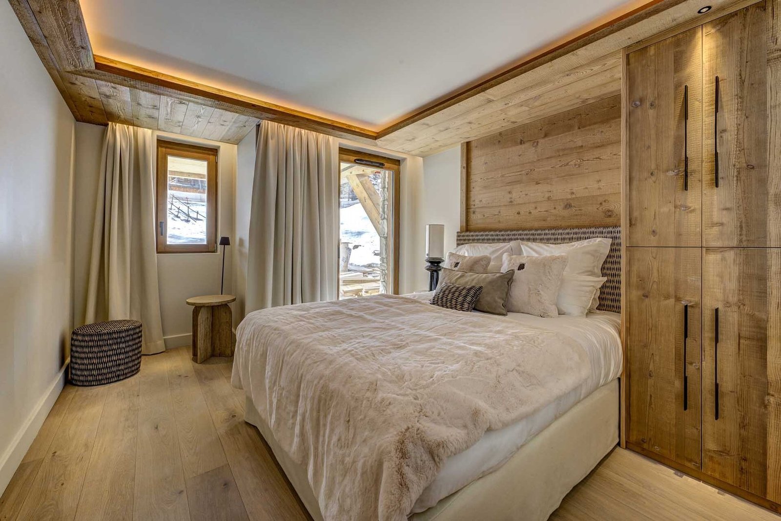 This Gorgeous 5 Bedroom Split Level Apartment In Val D’isere Apartment in Val-d'Isère, Auvergne-Rhône-Alpes, France 1 - 15555958