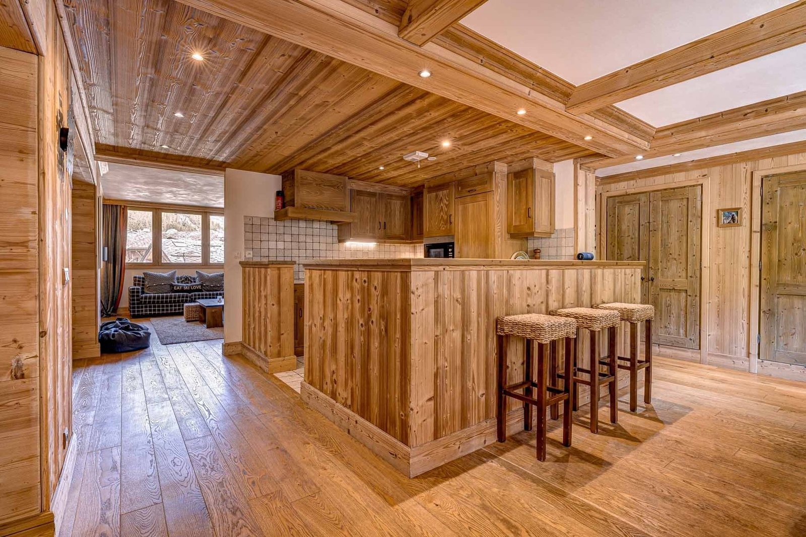 Apartment With Mountain Views Apartment in Val-d'Isère, Auvergne-Rhône-Alpes, France 1 - 15881632