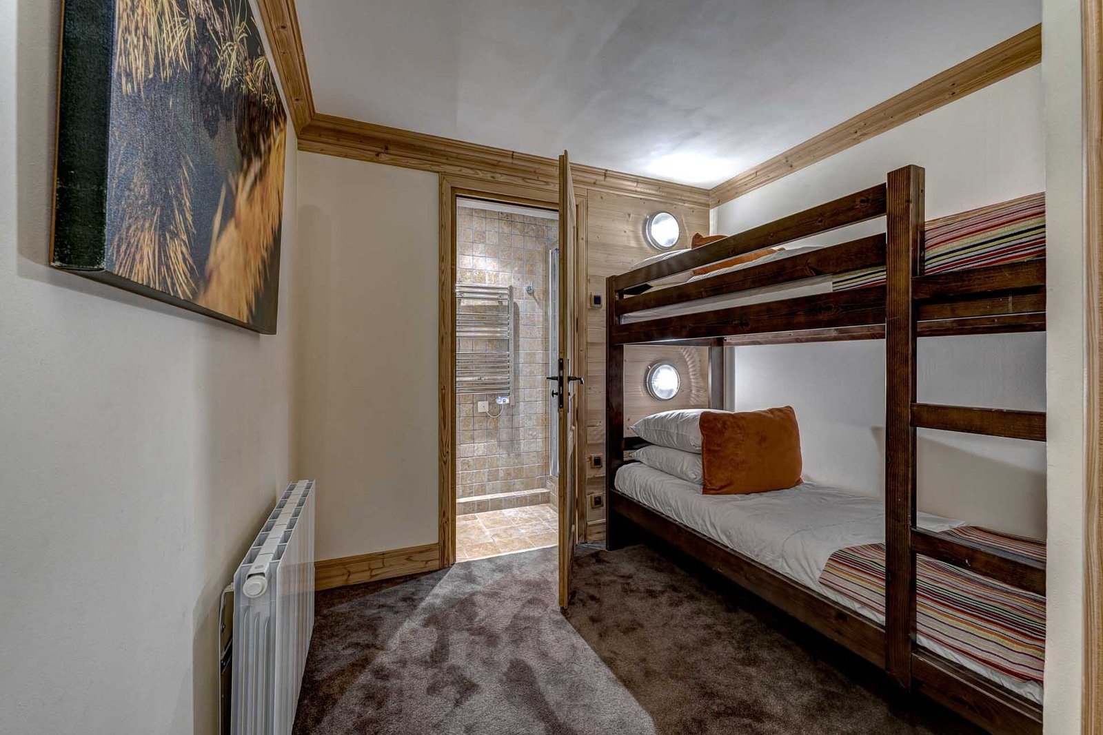 Apartment With Mountain Views Apartment in Val-d'Isère, Auvergne-Rhône-Alpes, France 1 - 15881632