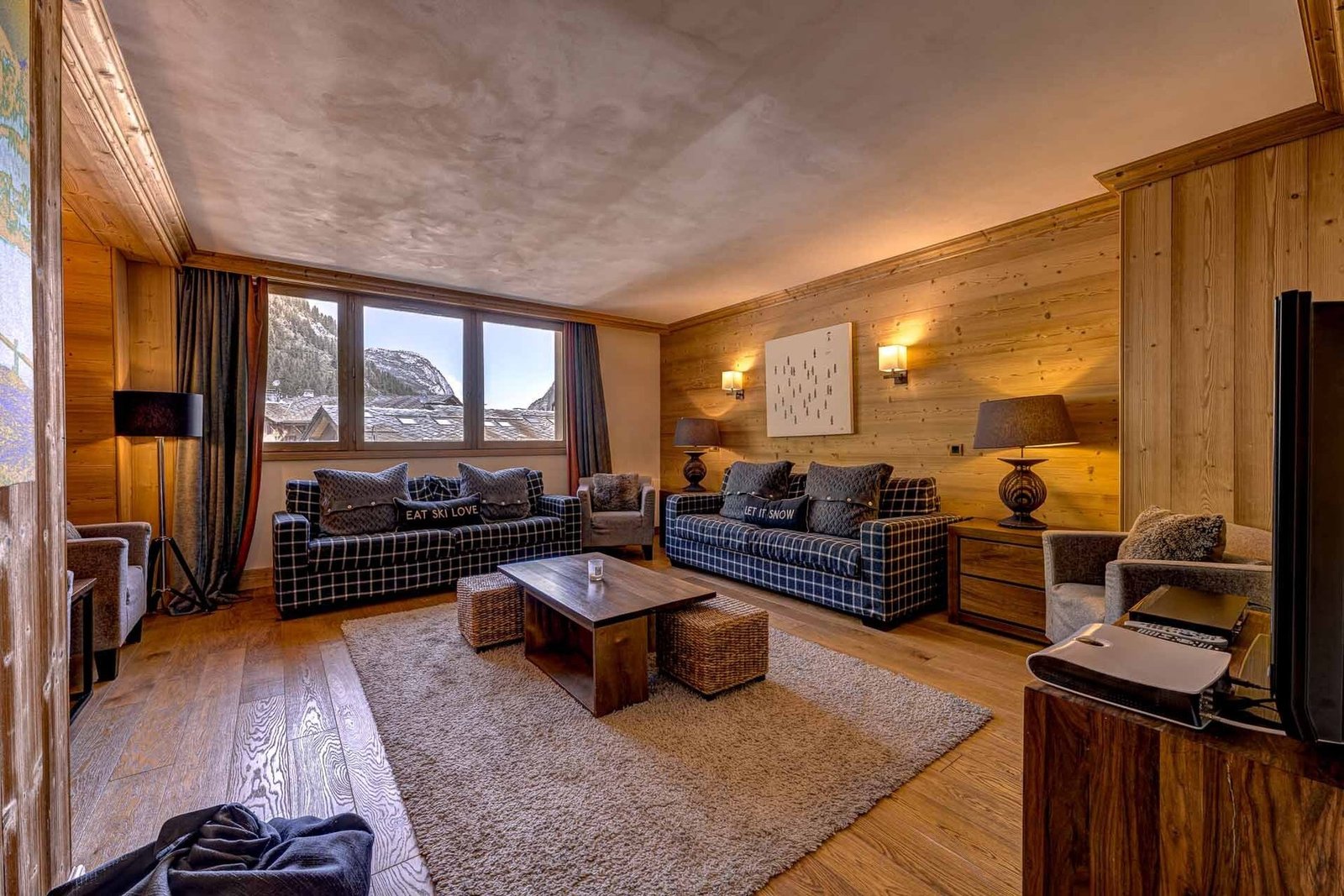 Apartment With Mountain Views Apartment in Val-d'Isère, Auvergne-Rhône-Alpes, France 1 - 15881632