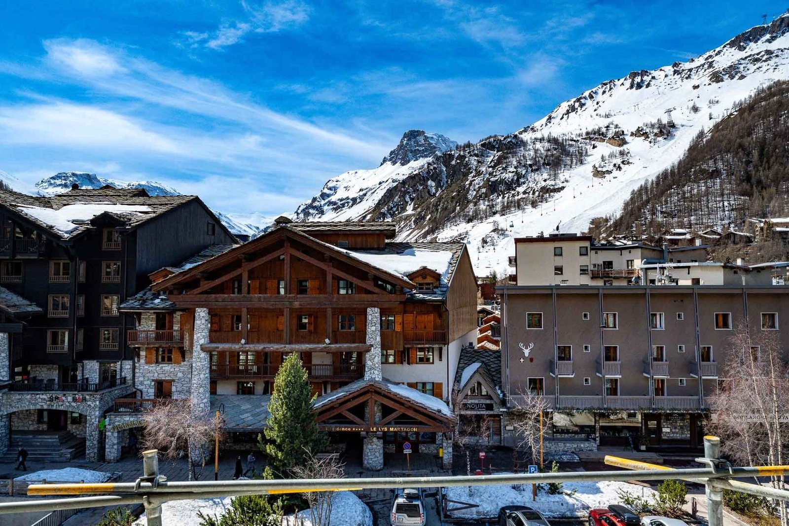 This Exceptional Penthouse Apartment Is Situated In The Heart Of Val D’isère Village. Apartment in Val-d'Isère, Auvergne-Rhône-Alpes, France 1 - 15898236