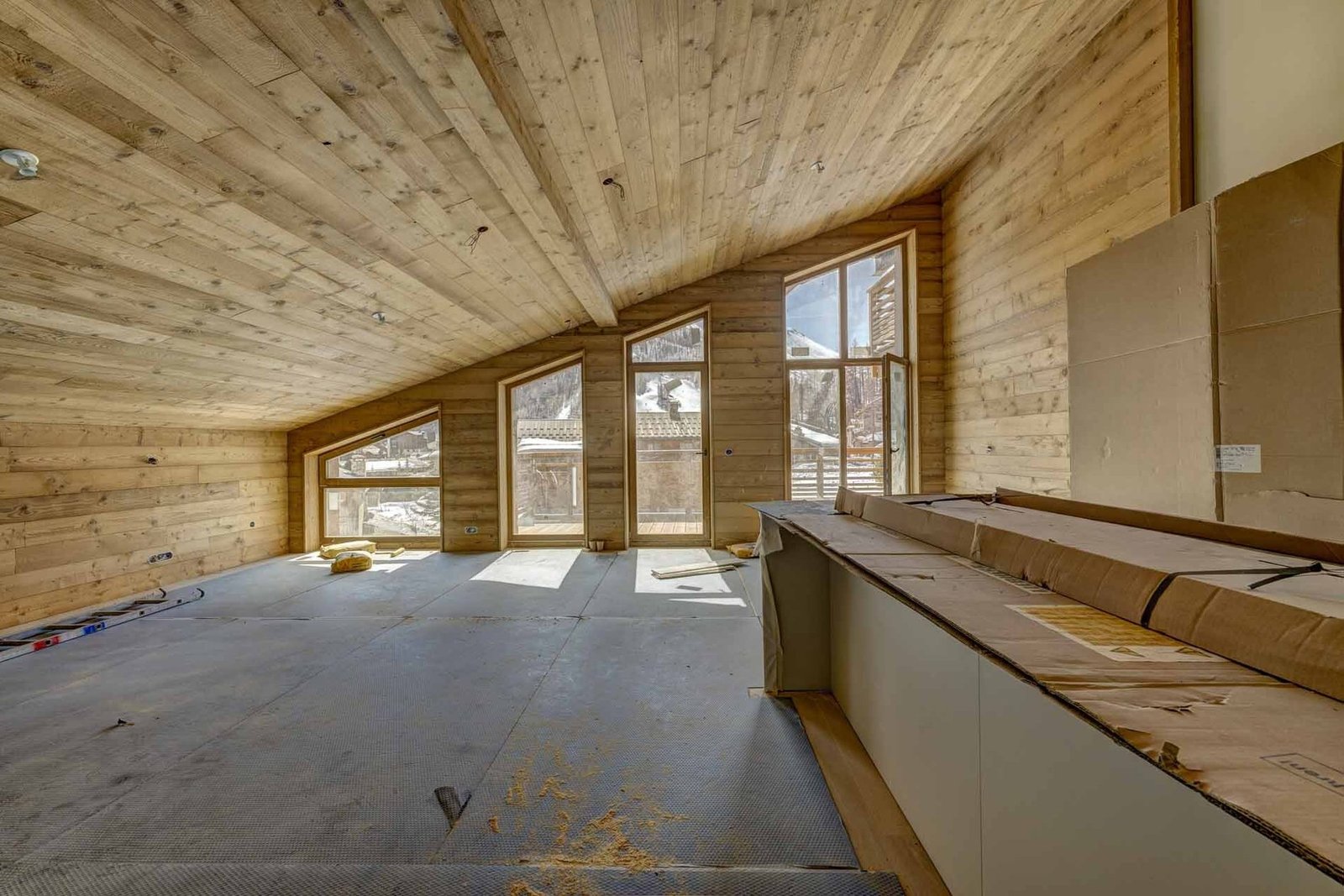 Luxurious Val D’isere Apartment With Mountain Views Apartment in Val-d'Isère, Auvergne-Rhône-Alpes, France 1 - 15898808