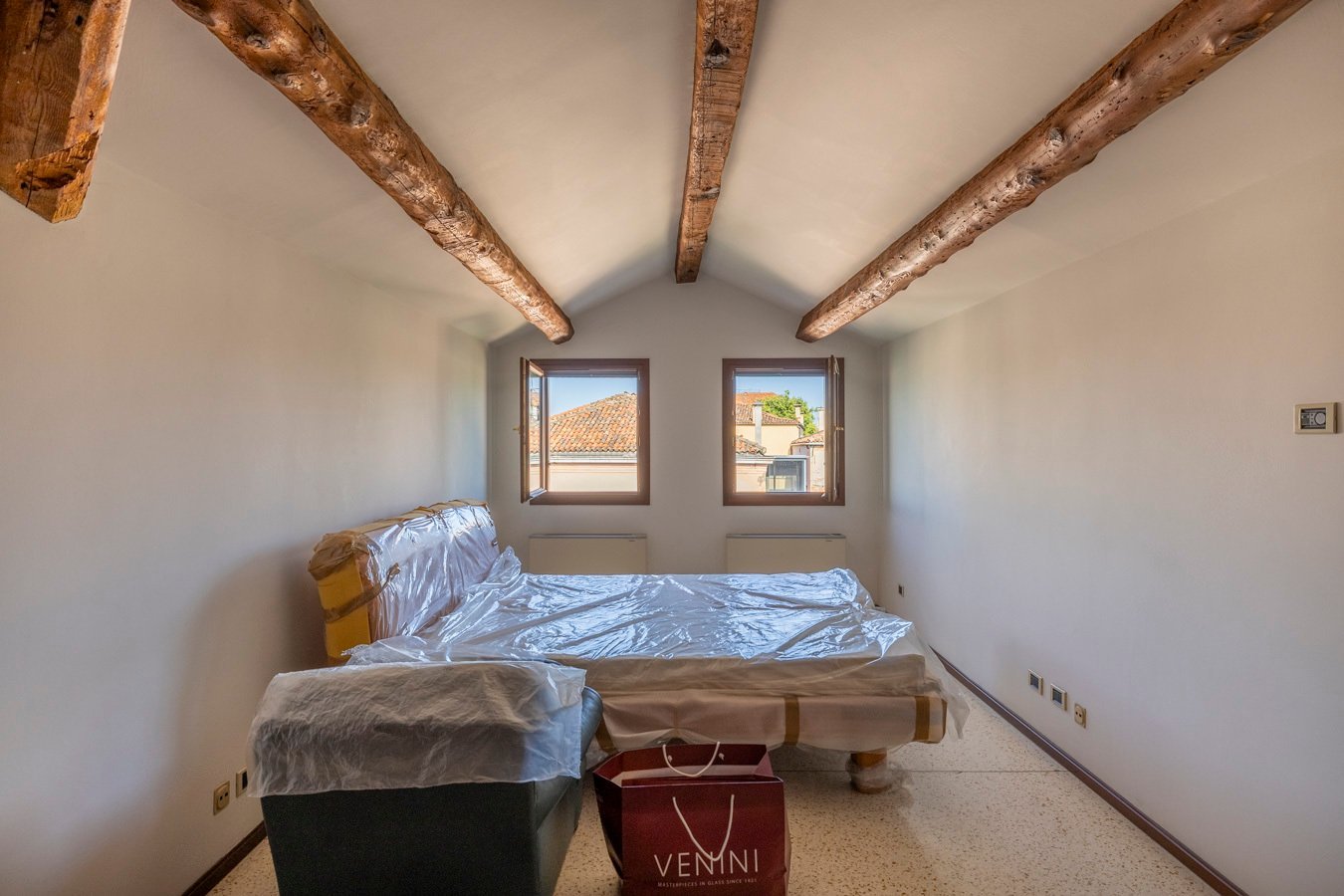 Prestigious Piano Nobile On Canal Grande Apartment in Venice, Veneto, Italy 1 - 16025360