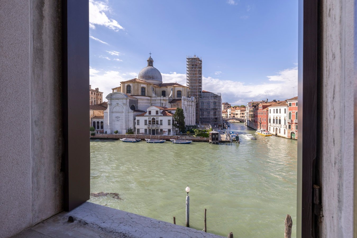 Prestigious Piano Nobile On Canal Grande Apartment in Venice, Veneto, Italy 1 - 16025360
