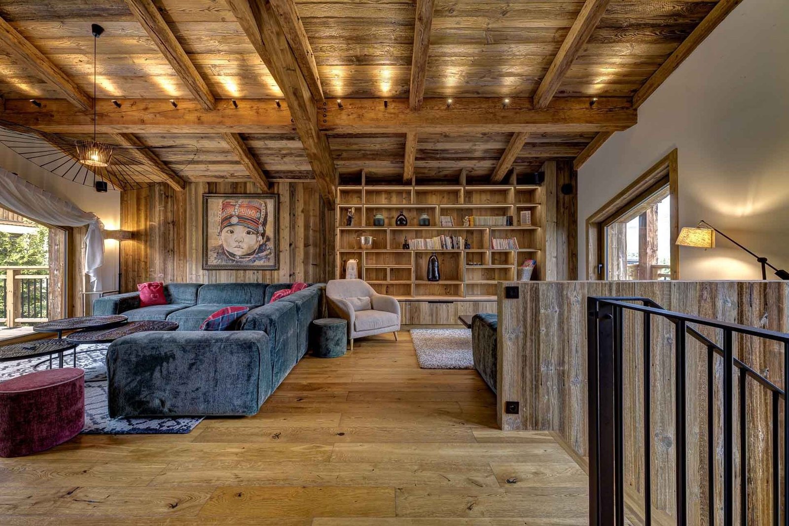 Contemporary Alpine Living With Private Wellness Facilities. Chalet in Courchevel, Auvergne-Rhône-Alpes, France 1 - 15741982