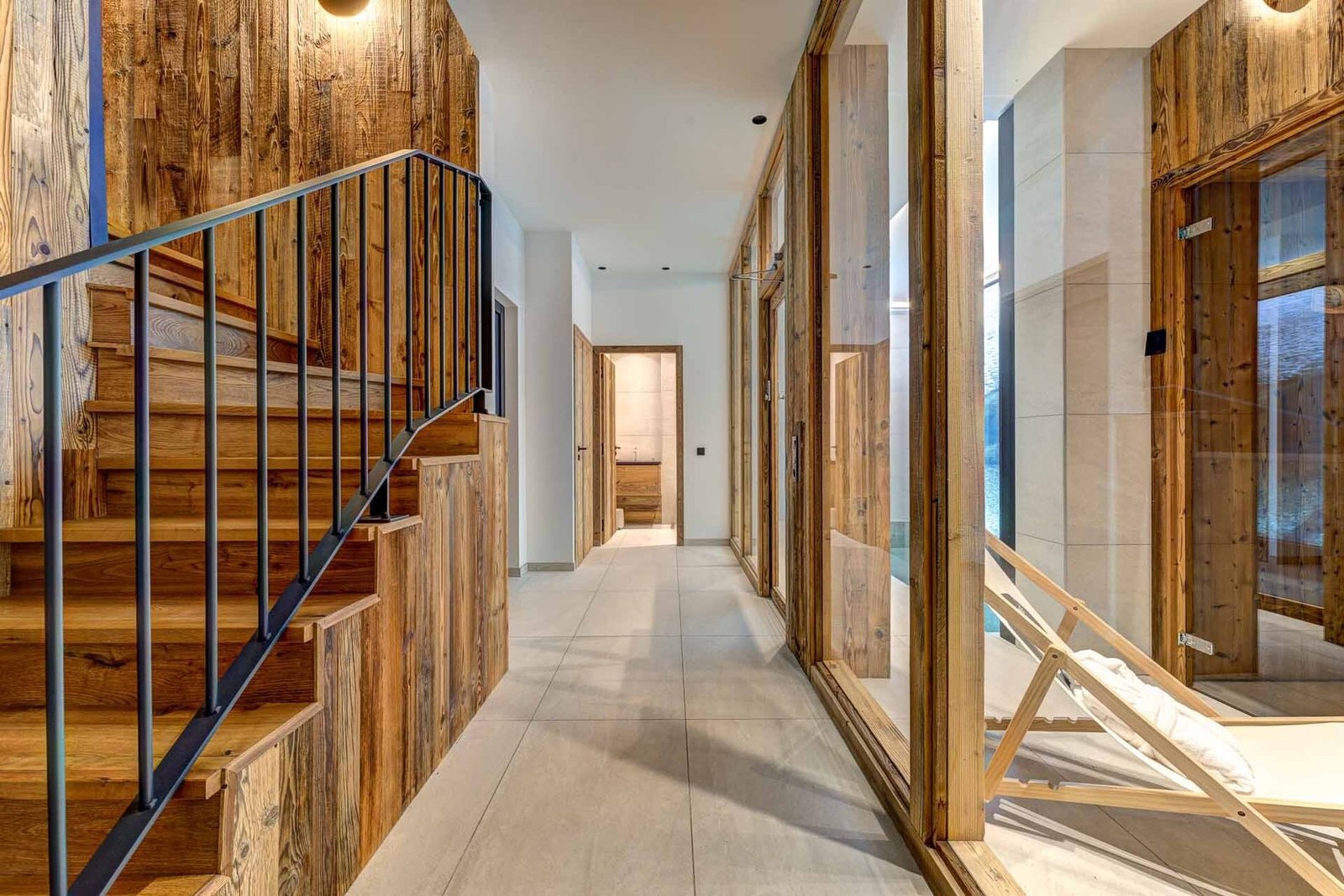 Ski Chalet With Panoramic Views Chalet in Courchevel, Auvergne-Rhône-Alpes, France 1 - 15775277