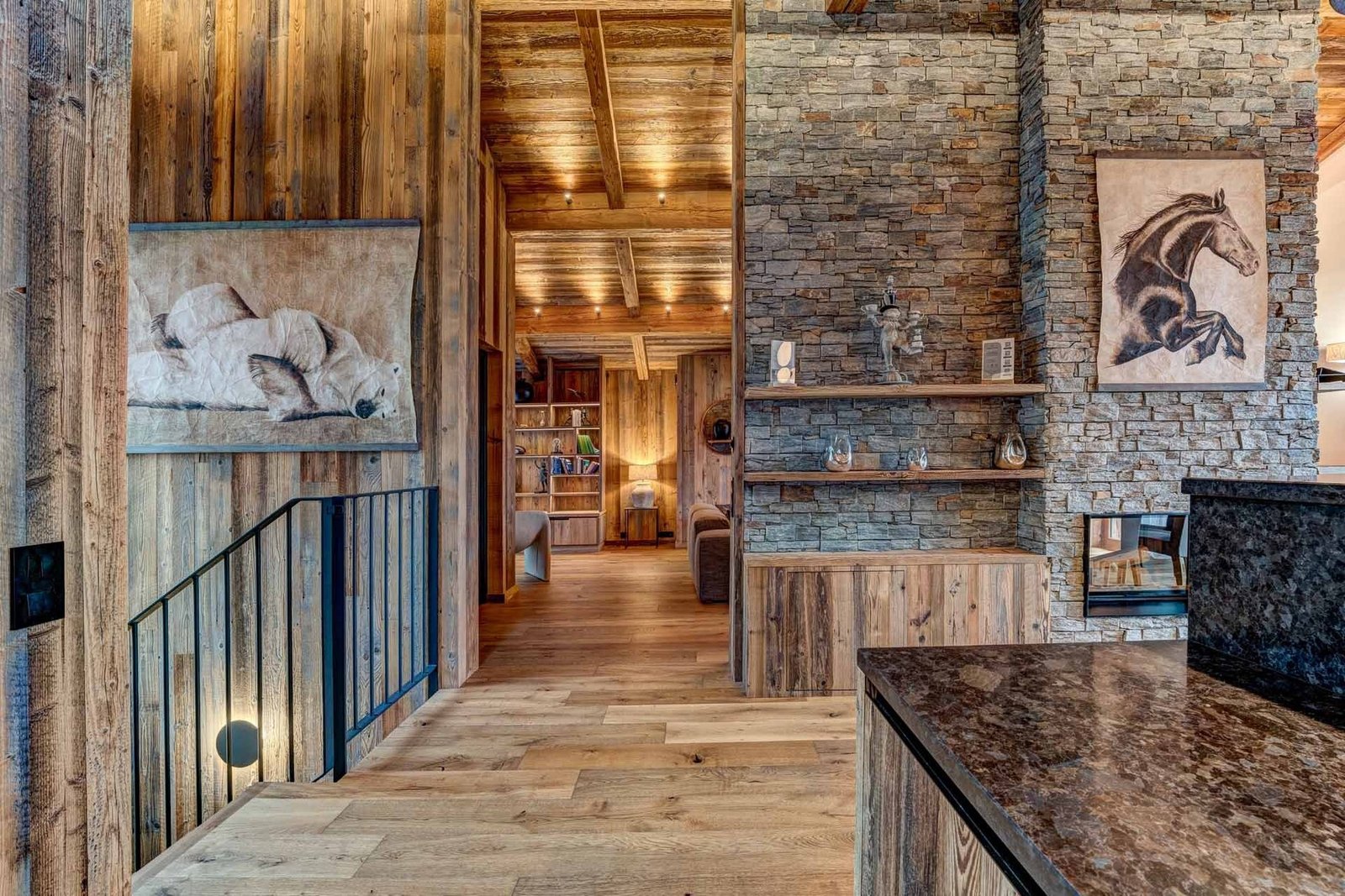 Ski Chalet With Panoramic Views Chalet in Courchevel, Auvergne-Rhône-Alpes, France 1 - 15775277