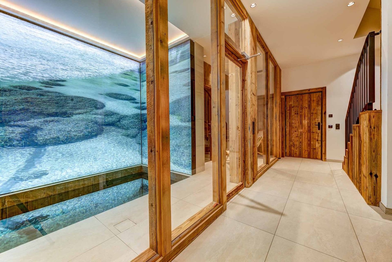 Ski Chalet With Panoramic Views Chalet in Courchevel, Auvergne-Rhône-Alpes, France 1 - 15775277