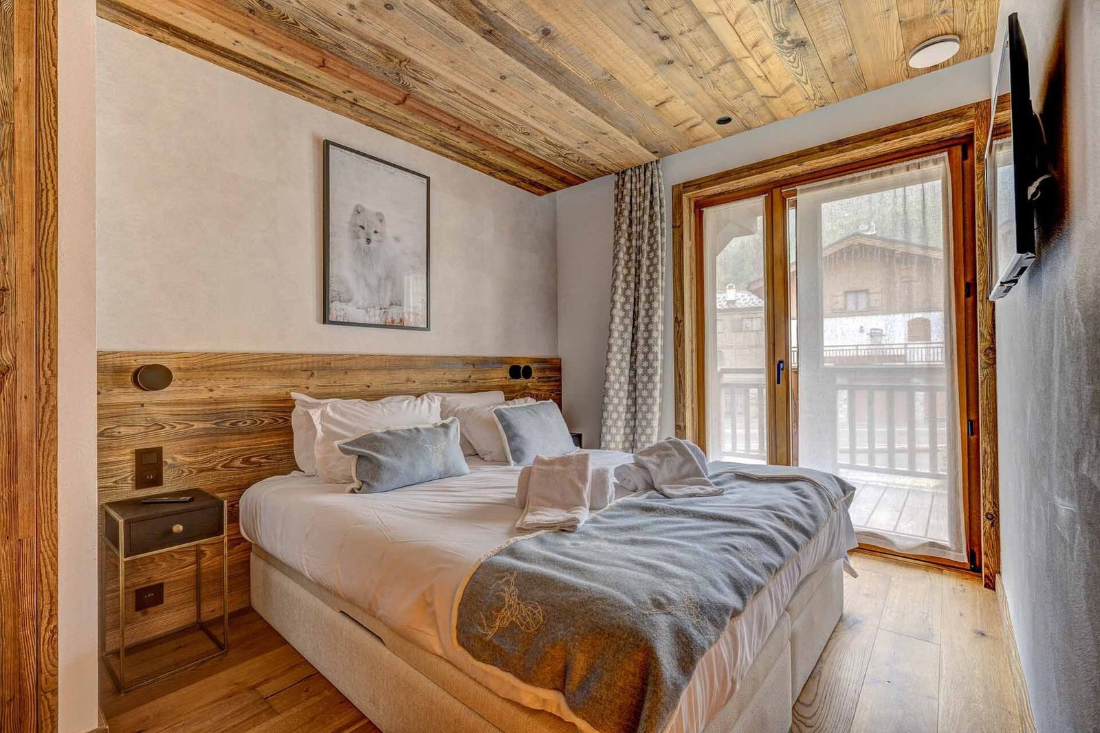 Ski Chalet With Panoramic Views Chalet in Courchevel, Auvergne-Rhône-Alpes, France 1 - 15775277