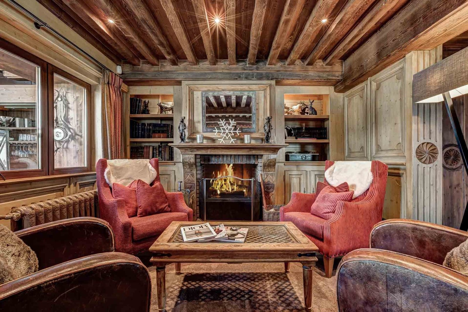Chalet in Courchevel, Auvergne-Rhône-Alpes, France 1 - 16354579