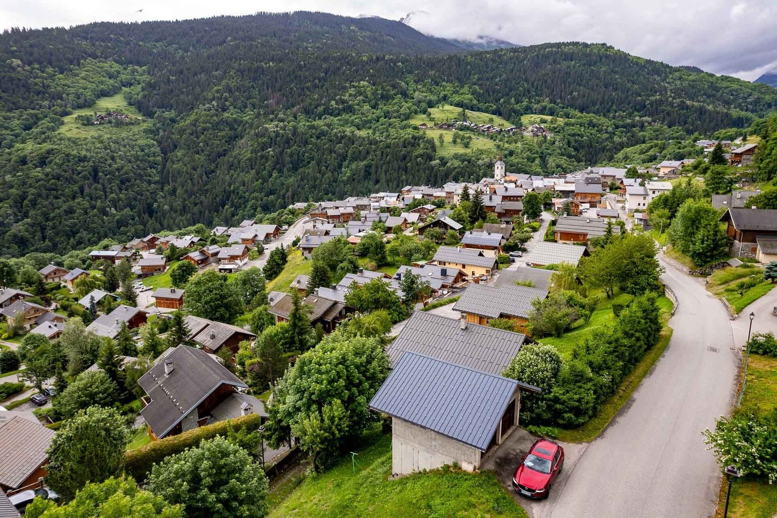 Two Detached Chalets, A Detached Garage And A Substantial Plot Of Terrain Chalet in Les Allues, Auvergne-Rhône-Alpes, France 1 - 15714519