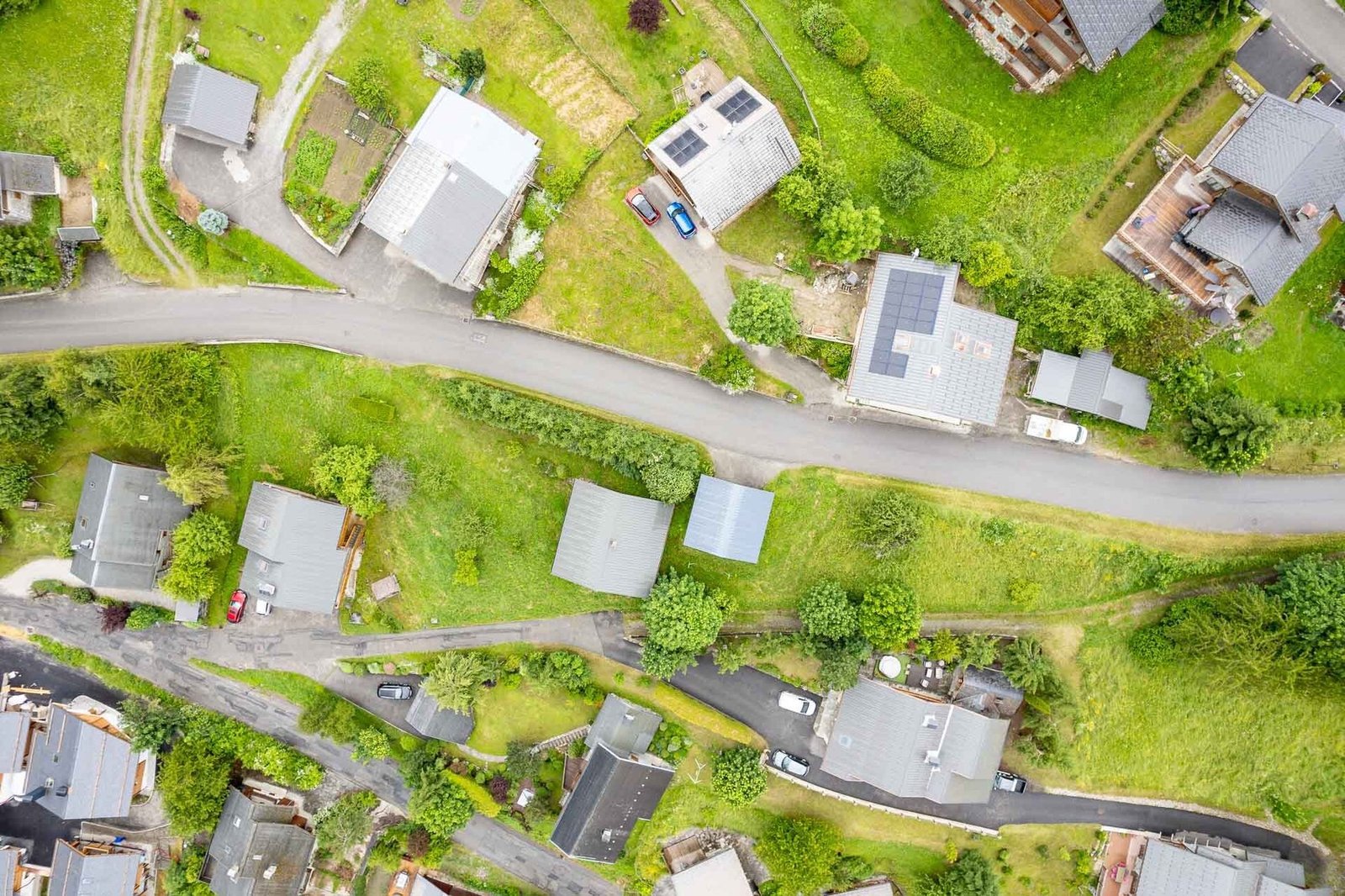 A Substantial Detached Chalet Currently Separated Into Three Apartments Chalet in Les Allues, Auvergne-Rhône-Alpes, France 1 - 15714623