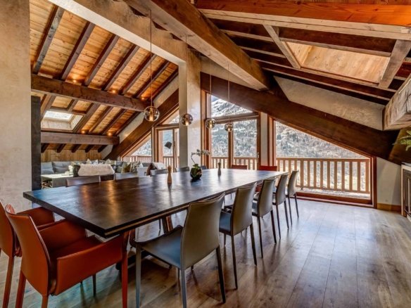Chalet in Les Allues, Auvergne-Rhône-Alpes, France 1 - 16163974